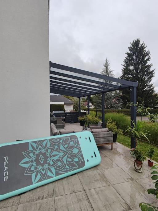 Schoene Wohnung Mit Terrasse Und Parkplatz Velden am Woerthersee Exterior photo